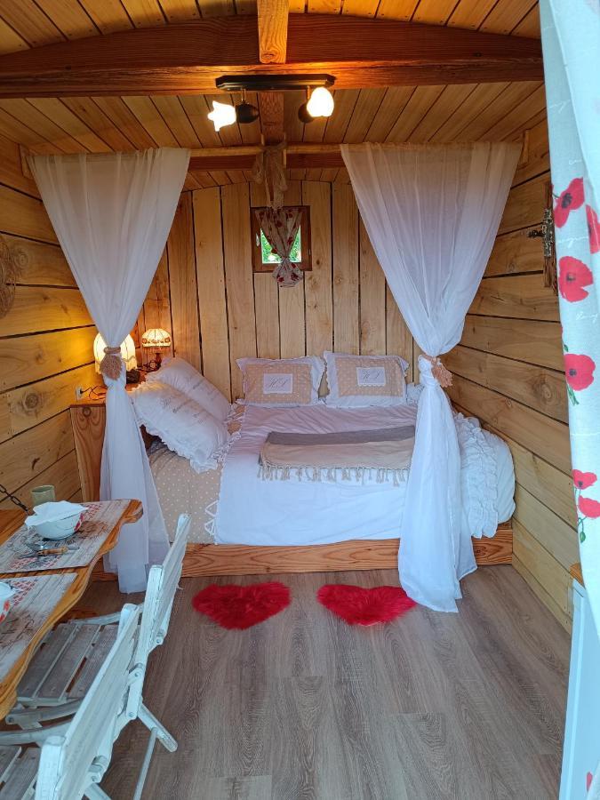 Roulotte O Reves Atypiques Camping Bouce (Allier)